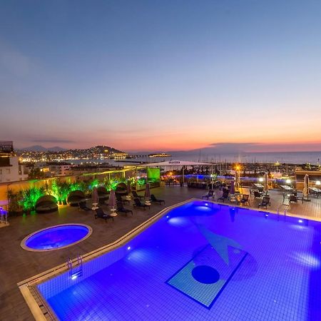 Marina Hotel 쿠사다시 외부 사진