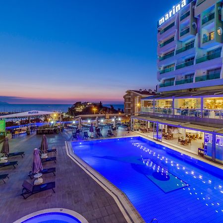 Marina Hotel 쿠사다시 외부 사진