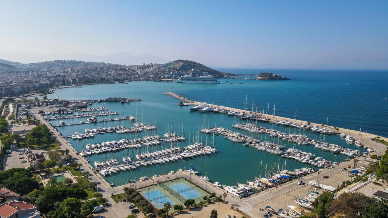 Marina Hotel 쿠사다시 외부 사진