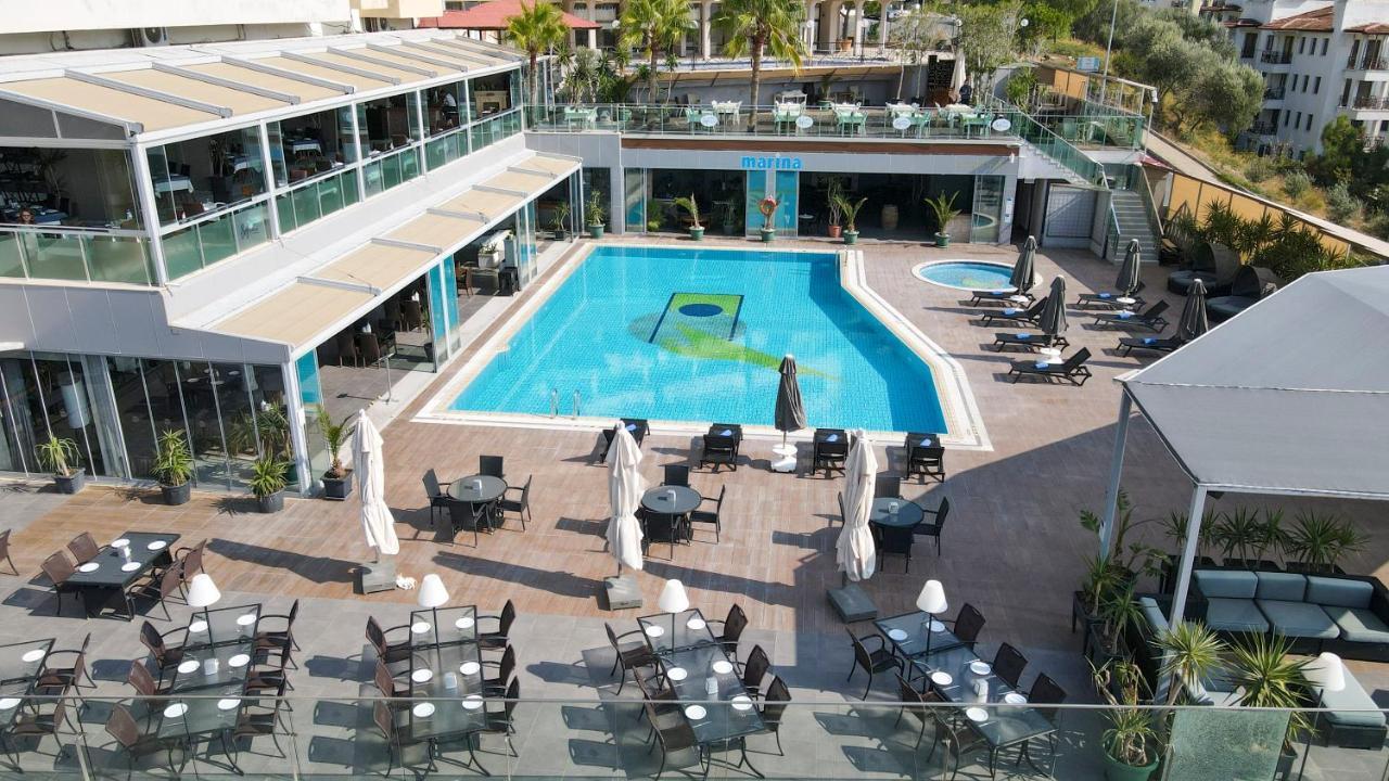 Marina Hotel 쿠사다시 외부 사진