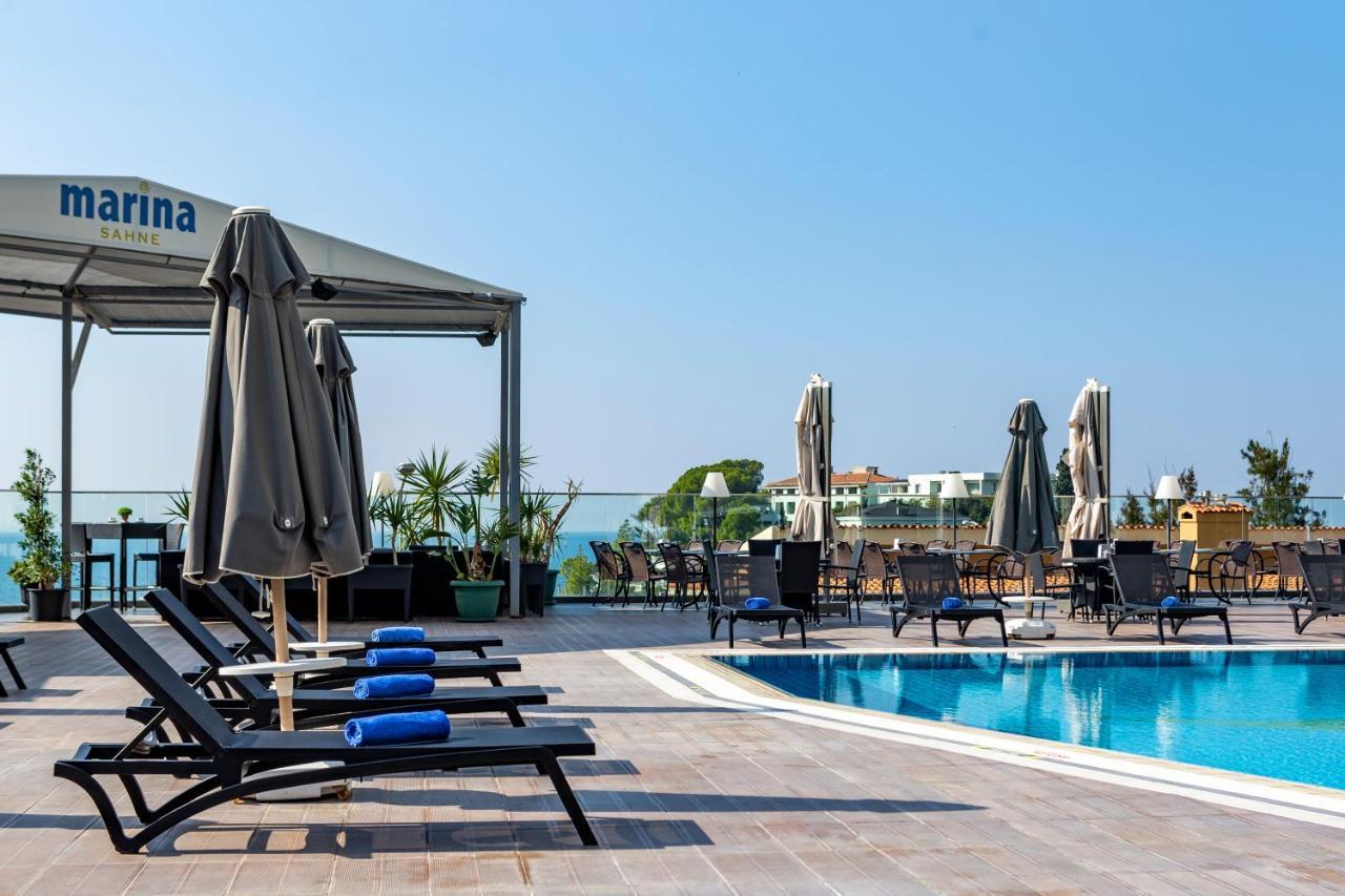Marina Hotel 쿠사다시 외부 사진