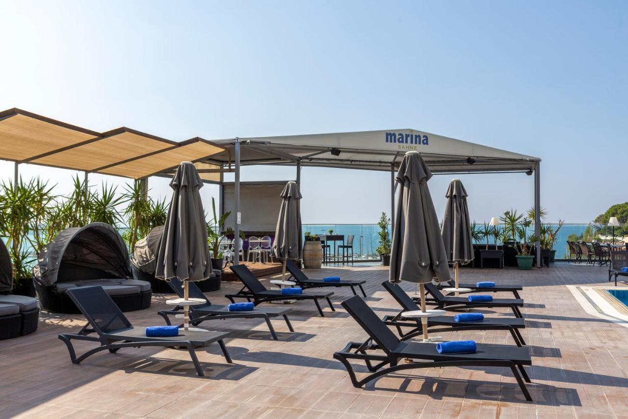 Marina Hotel 쿠사다시 외부 사진