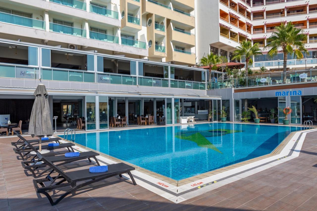 Marina Hotel 쿠사다시 외부 사진