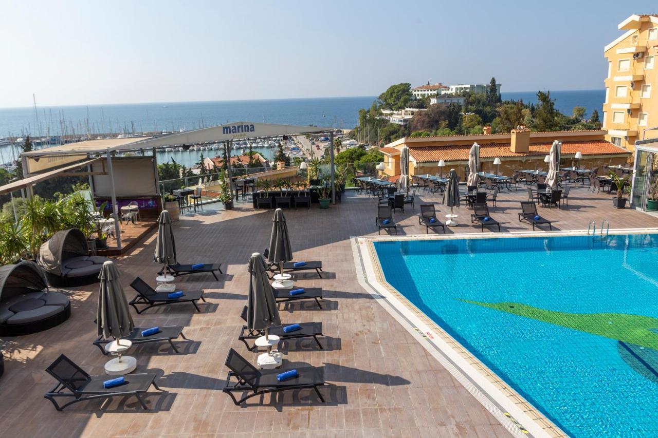 Marina Hotel 쿠사다시 외부 사진