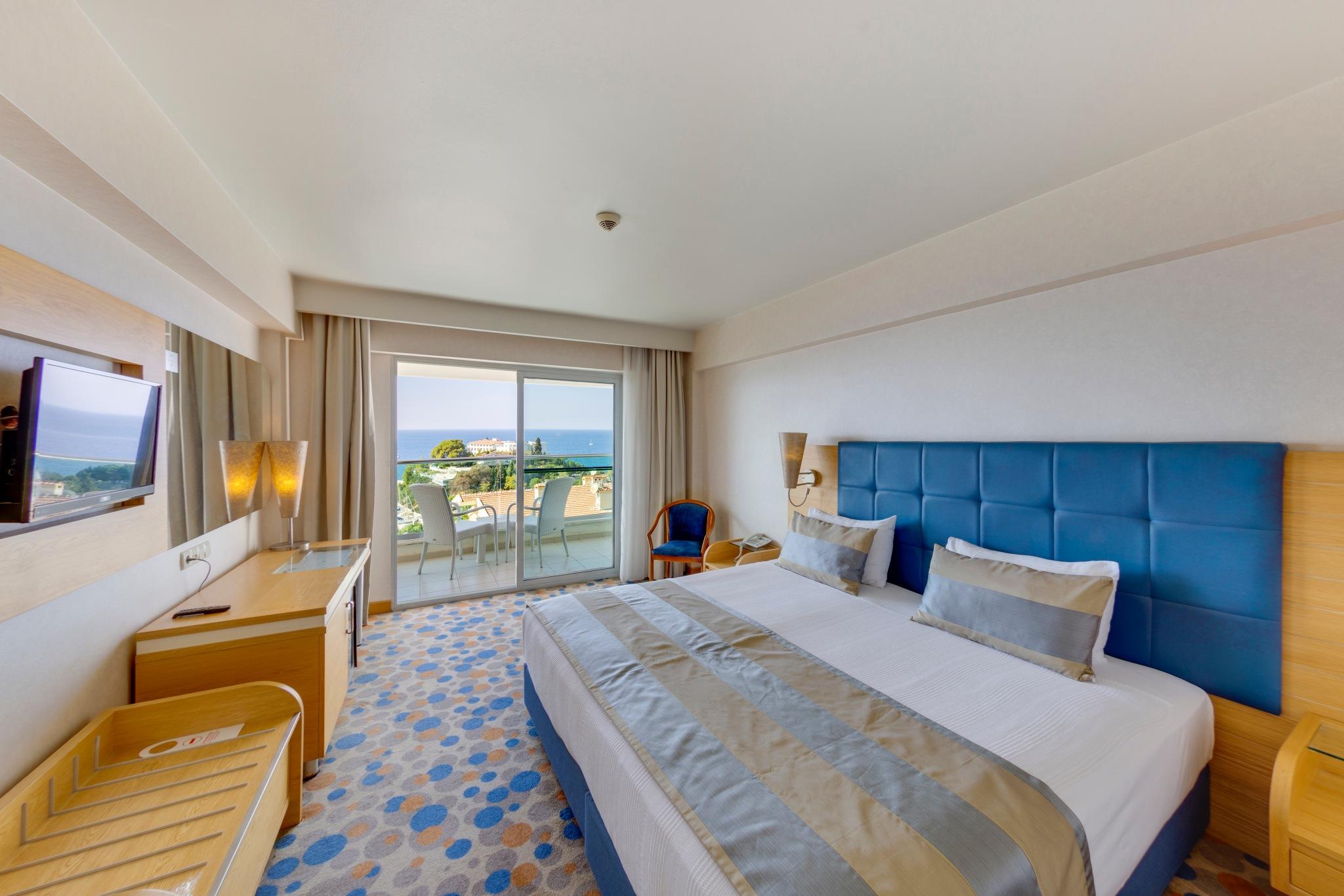 Marina Hotel 쿠사다시 외부 사진