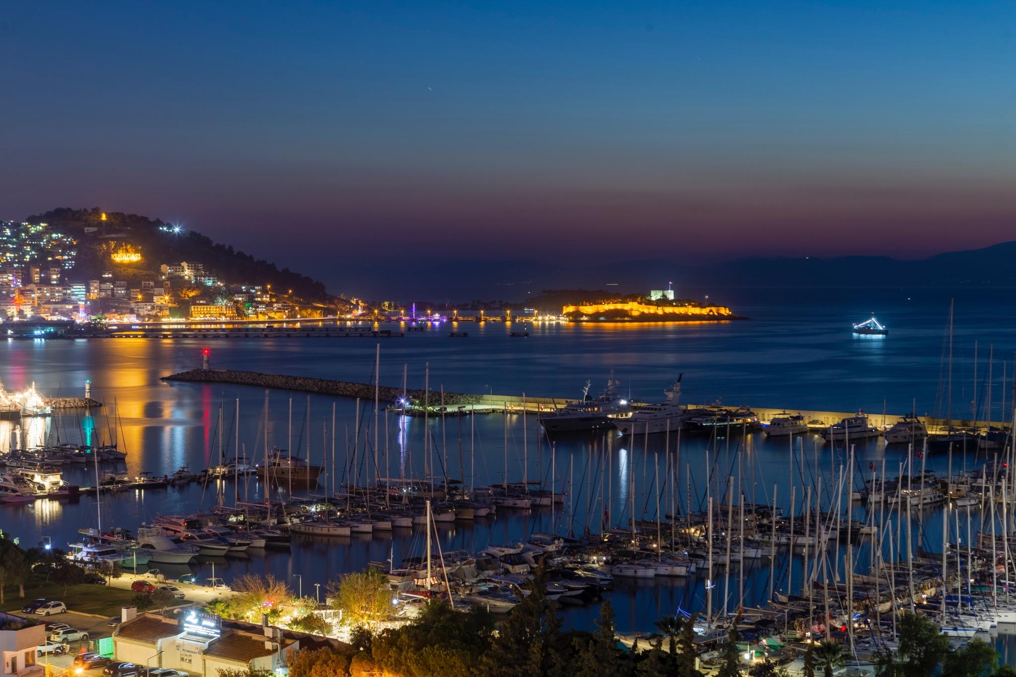 Marina Hotel 쿠사다시 외부 사진