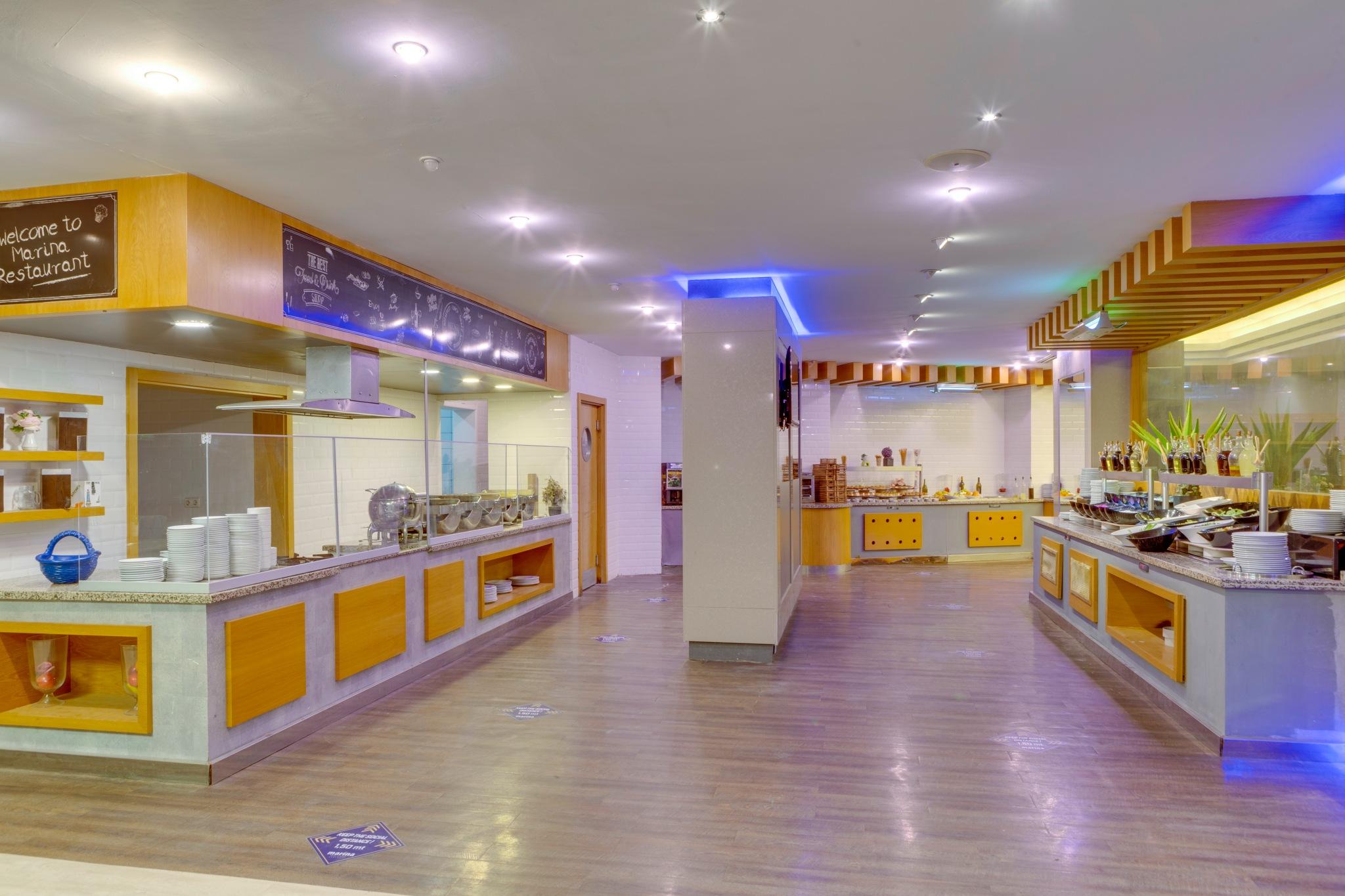 Marina Hotel 쿠사다시 외부 사진