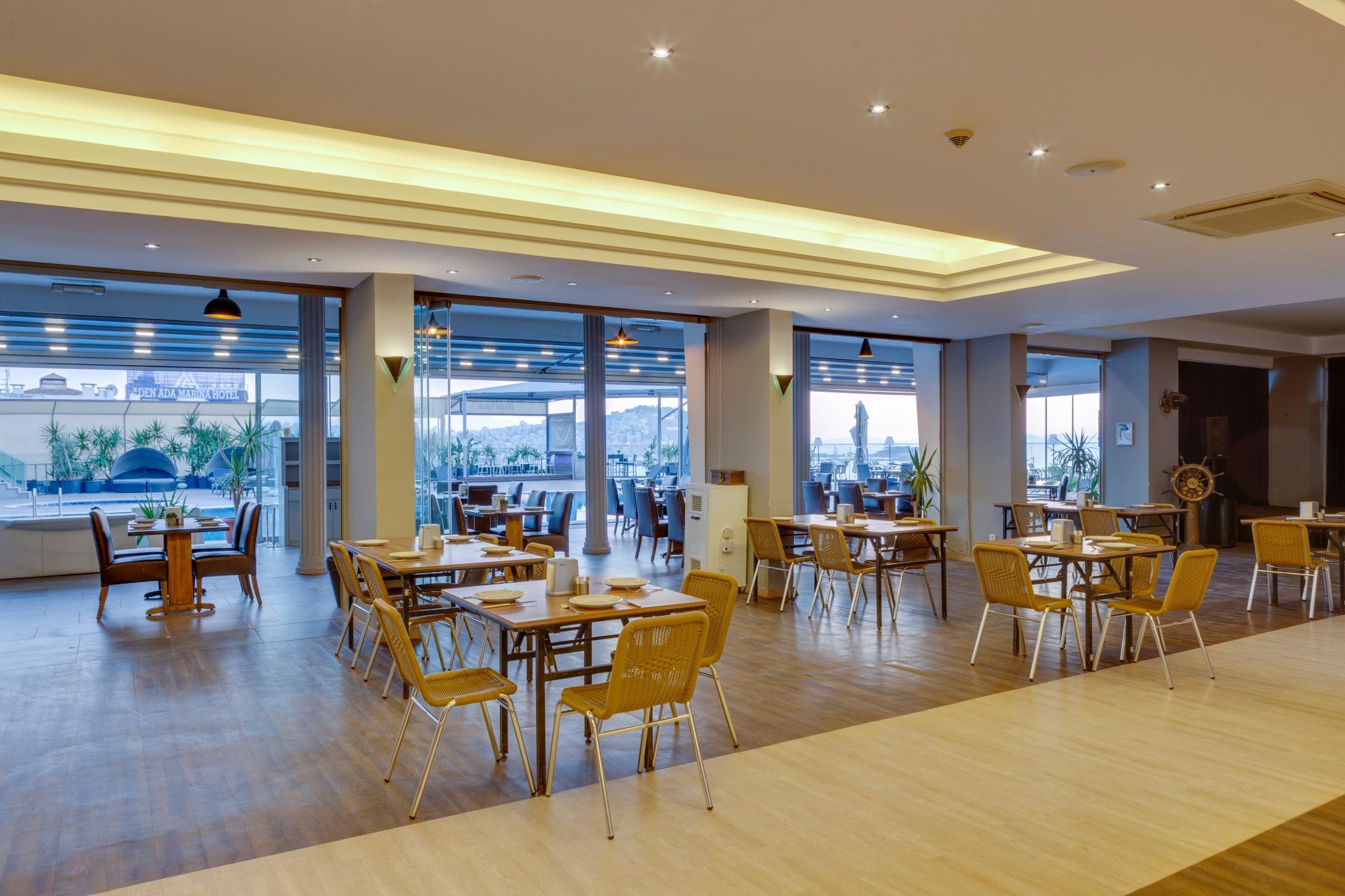 Marina Hotel 쿠사다시 외부 사진