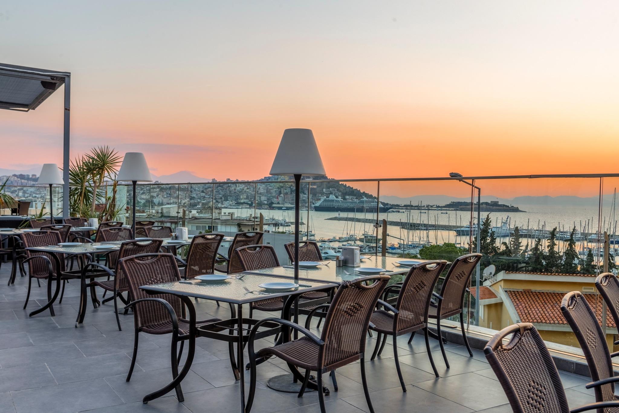 Marina Hotel 쿠사다시 외부 사진