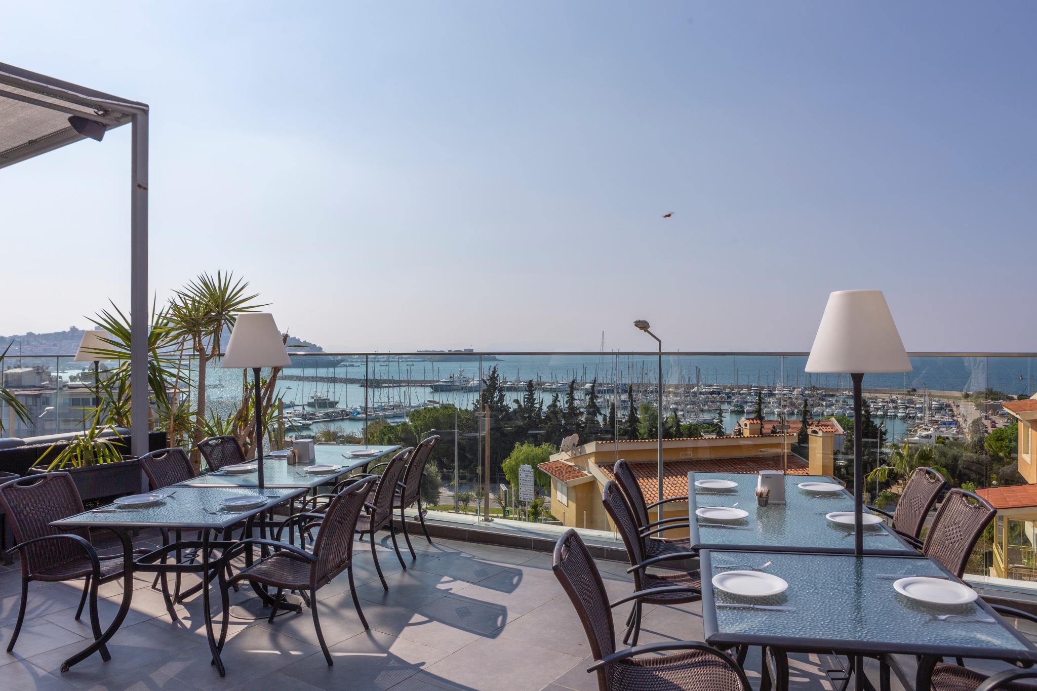 Marina Hotel 쿠사다시 외부 사진